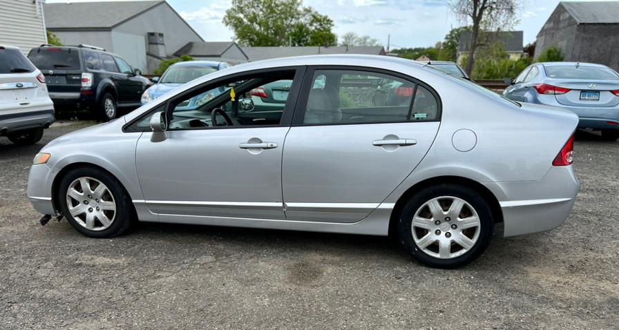 2007 Honda Civic Sdn 4dr AT LX, available for sale in Wallingford, Connecticut | Wallingford Auto Center LLC. Wallingford, Connecticut 2007 Honda Civic Sdn 4dr AT LX, available for sale in Wallingford, Connecticut | Wallingford Auto Center LLC. Wallingford, Connecticut