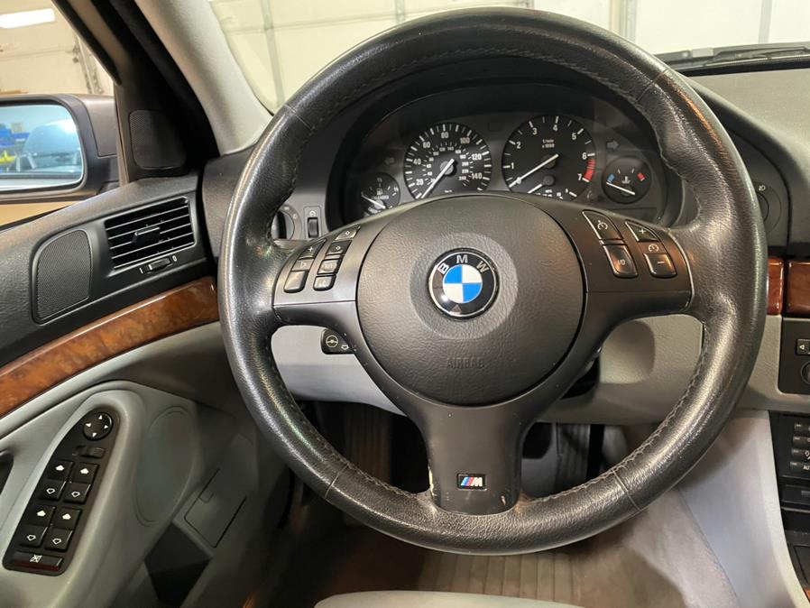 2002 BMW 5 Series 530i 4dr Sdn 5-Spd Manual, available for sale in Waterbury , Connecticut | M Sport Motorwerx. Waterbury , Connecticut 2002 BMW 5 Series 530i 4dr Sdn 5-Spd Manual, available for sale in Waterbury , Connecticut | M Sport Motorwerx. Waterbury , Connecticut