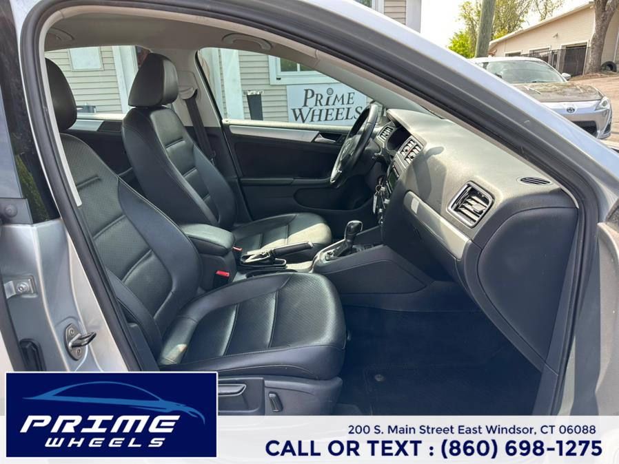 2013 Volkswagen Jetta Sedan 4dr Auto SE PZEV, available for sale in East Windsor, Connecticut | Prime Wheels. East Windsor, Connecticut 2013 Volkswagen Jetta Sedan 4dr Auto SE PZEV, available for sale in East Windsor, Connecticut | Prime Wheels. East Windsor, Connecticut