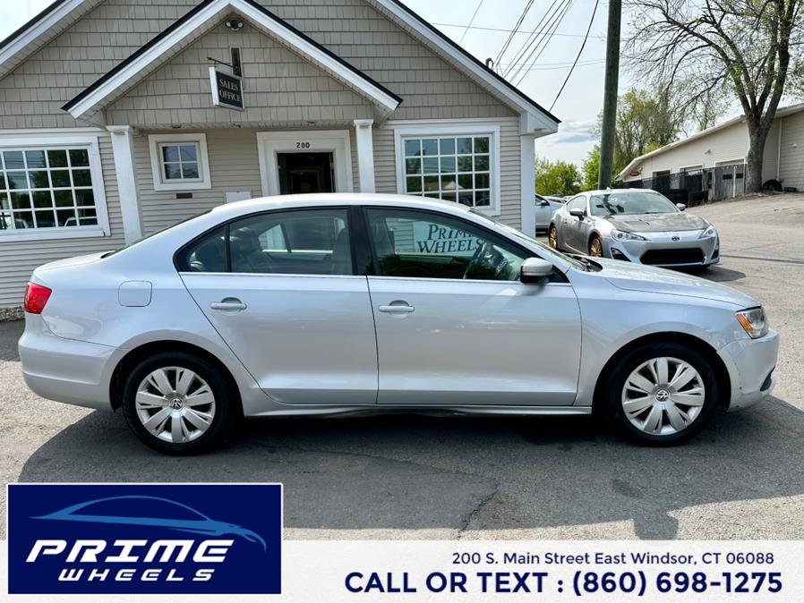 2013 Volkswagen Jetta Sedan 4dr Auto SE PZEV, available for sale in East Windsor, Connecticut | Prime Wheels. East Windsor, Connecticut 2013 Volkswagen Jetta Sedan 4dr Auto SE PZEV, available for sale in East Windsor, Connecticut | Prime Wheels. East Windsor, Connecticut