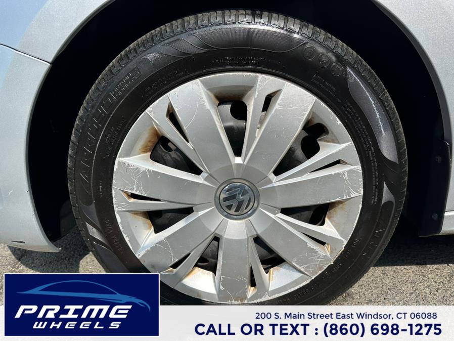 2013 Volkswagen Jetta Sedan 4dr Auto SE PZEV, available for sale in East Windsor, Connecticut | Prime Wheels. East Windsor, Connecticut 2013 Volkswagen Jetta Sedan 4dr Auto SE PZEV, available for sale in East Windsor, Connecticut | Prime Wheels. East Windsor, Connecticut