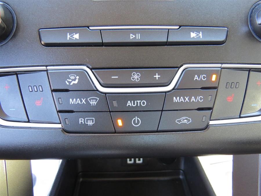 2020 Ford Fusion SE AWD 4dr Sedan, available for sale in Auburn, Maine | Lake City Exports Inc. Auburn, Maine 2020 Ford Fusion SE AWD 4dr Sedan, available for sale in Auburn, Maine | Lake City Exports Inc. Auburn, Maine