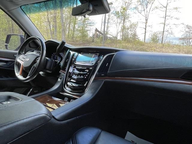 2018 Cadillac Escalade Esv Luxury, available for sale in Brookfield, Connecticut | Blasius Federal Road. Brookfield, Connecticut 2018 Cadillac Escalade Esv Luxury, available for sale in Brookfield, Connecticut | Blasius Federal Road. Brookfield, Connecticut