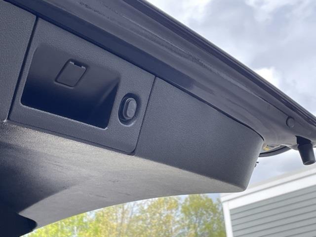 2018 Cadillac Escalade Esv Luxury, available for sale in Brookfield, Connecticut | Blasius Federal Road. Brookfield, Connecticut 2018 Cadillac Escalade Esv Luxury, available for sale in Brookfield, Connecticut | Blasius Federal Road. Brookfield, Connecticut