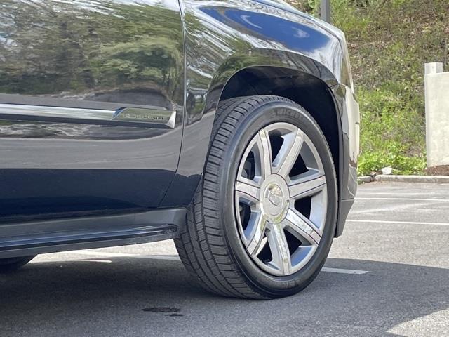 2018 Cadillac Escalade Esv Luxury, available for sale in Brookfield, Connecticut | Blasius Federal Road. Brookfield, Connecticut 2018 Cadillac Escalade Esv Luxury, available for sale in Brookfield, Connecticut | Blasius Federal Road. Brookfield, Connecticut