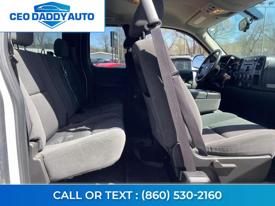 2009 Chevrolet Silverado 2500HD 4WD Ext Cab 143.5" LT, available for sale in Online only, Connecticut | CEO DADDY AUTO. Online only, Connecticut 2009 Chevrolet Silverado 2500HD 4WD Ext Cab 143.5" LT, available for sale in Online only, Connecticut | CEO DADDY AUTO. Online only, Connecticut