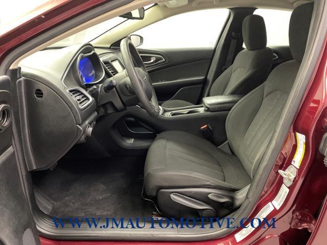 2015 Chrysler 200 4dr Sdn Limited FWD, available for sale in Naugatuck, Connecticut | J&M Automotive Sls&Svc LLC. Naugatuck, Connecticut 2015 Chrysler 200 4dr Sdn Limited FWD, available for sale in Naugatuck, Connecticut | J&M Automotive Sls&Svc LLC. Naugatuck, Connecticut