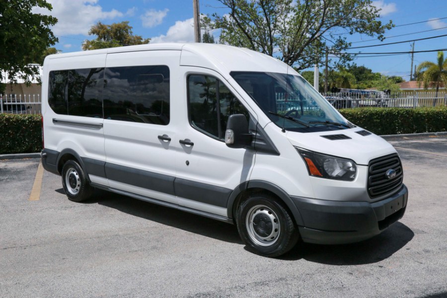 2017 Ford Transit Wagon T-350 148" Med Roof XL Sliding RH Dr, available for sale in Miami, Florida | 26 Motors Miami. Miami, Florida
