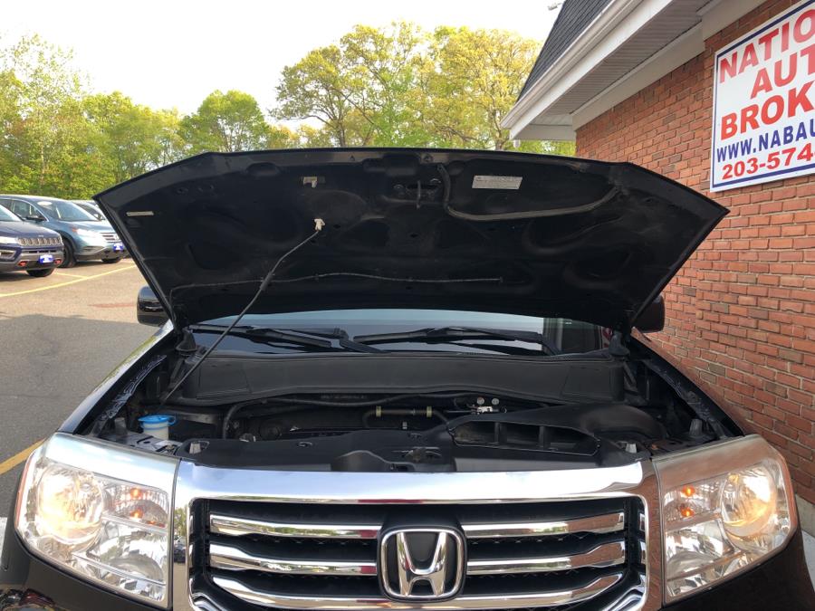 2015 Honda Pilot 4WD 4dr EX-L, available for sale in Waterbury, Connecticut | National Auto Brokers, Inc.. Waterbury, Connecticut 2015 Honda Pilot 4WD 4dr EX-L, available for sale in Waterbury, Connecticut | National Auto Brokers, Inc.. Waterbury, Connecticut