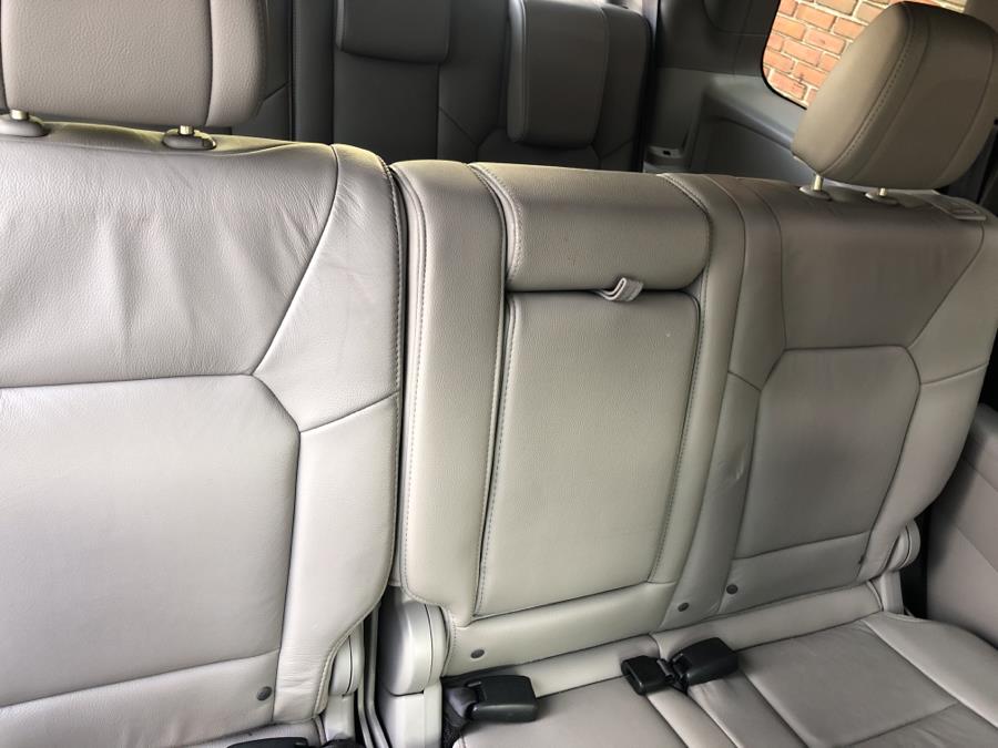 2015 Honda Pilot 4WD 4dr EX-L, available for sale in Waterbury, Connecticut | National Auto Brokers, Inc.. Waterbury, Connecticut 2015 Honda Pilot 4WD 4dr EX-L, available for sale in Waterbury, Connecticut | National Auto Brokers, Inc.. Waterbury, Connecticut