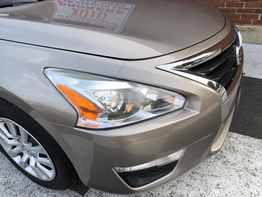 2014 Nissan Altima 4dr Sedan S, available for sale in Waterbury, Connecticut | National Auto Brokers, Inc.. Waterbury, Connecticut 2014 Nissan Altima 4dr Sedan S, available for sale in Waterbury, Connecticut | National Auto Brokers, Inc.. Waterbury, Connecticut