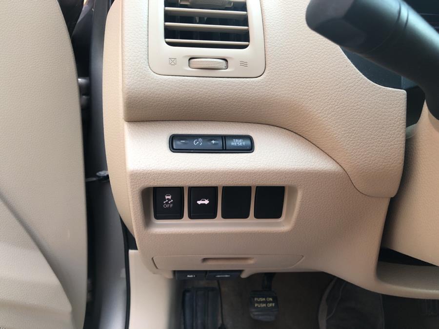 2014 Nissan Altima 4dr Sedan S, available for sale in Waterbury, Connecticut | National Auto Brokers, Inc.. Waterbury, Connecticut 2014 Nissan Altima 4dr Sedan S, available for sale in Waterbury, Connecticut | National Auto Brokers, Inc.. Waterbury, Connecticut