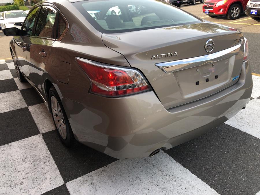 2014 Nissan Altima 4dr Sedan S, available for sale in Waterbury, Connecticut | National Auto Brokers, Inc.. Waterbury, Connecticut 2014 Nissan Altima 4dr Sedan S, available for sale in Waterbury, Connecticut | National Auto Brokers, Inc.. Waterbury, Connecticut
