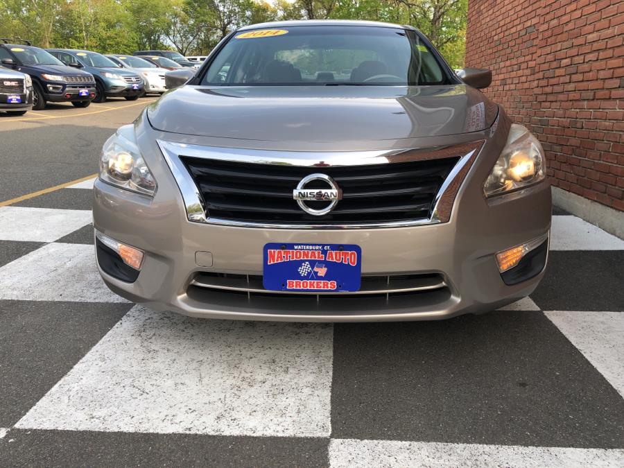2014 Nissan Altima 4dr Sedan S, available for sale in Waterbury, Connecticut | National Auto Brokers, Inc.. Waterbury, Connecticut 2014 Nissan Altima 4dr Sedan S, available for sale in Waterbury, Connecticut | National Auto Brokers, Inc.. Waterbury, Connecticut
