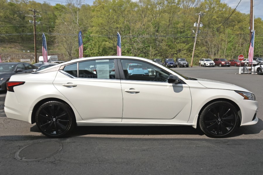 2021 Nissan Altima 2.5 SR Sedan, available for sale in Waterbury, Connecticut | Highline Car Connection. Waterbury, Connecticut 2021 Nissan Altima 2.5 SR Sedan, available for sale in Waterbury, Connecticut | Highline Car Connection. Waterbury, Connecticut