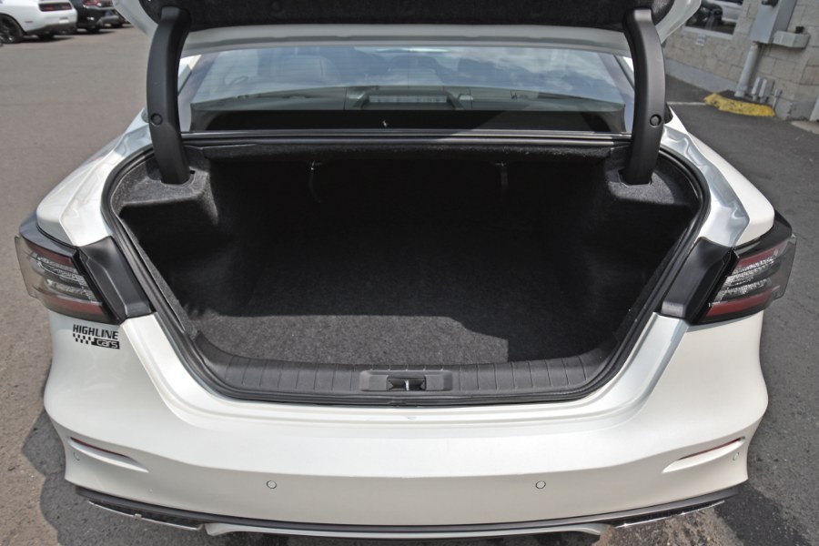 2020 Nissan Maxima SL 3.5L, available for sale in Waterbury, Connecticut | Highline Car Connection. Waterbury, Connecticut 2020 Nissan Maxima SL 3.5L, available for sale in Waterbury, Connecticut | Highline Car Connection. Waterbury, Connecticut