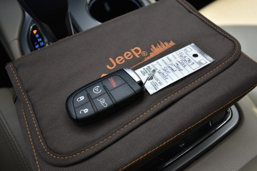 2018 Jeep Grand Cherokee Limited 4x4, available for sale in Waterbury, Connecticut | Highline Car Connection. Waterbury, Connecticut 2018 Jeep Grand Cherokee Limited 4x4, available for sale in Waterbury, Connecticut | Highline Car Connection. Waterbury, Connecticut