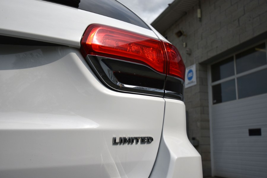 2018 Jeep Grand Cherokee Limited 4x4, available for sale in Waterbury, Connecticut | Highline Car Connection. Waterbury, Connecticut 2018 Jeep Grand Cherokee Limited 4x4, available for sale in Waterbury, Connecticut | Highline Car Connection. Waterbury, Connecticut