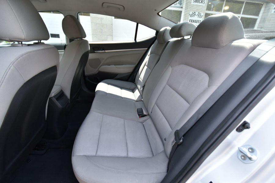 2017 Hyundai Elantra SE 2.0L Auto, available for sale in Waterbury, Connecticut | Highline Car Connection. Waterbury, Connecticut 2017 Hyundai Elantra SE 2.0L Auto, available for sale in Waterbury, Connecticut | Highline Car Connection. Waterbury, Connecticut