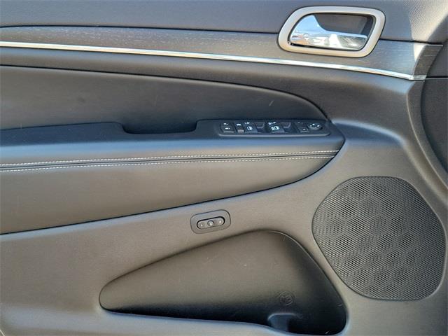 2017 Jeep Grand Cherokee Limited, available for sale in Stratford, Connecticut | Wiz Leasing Inc. Stratford, Connecticut 2017 Jeep Grand Cherokee Limited, available for sale in Stratford, Connecticut | Wiz Leasing Inc. Stratford, Connecticut