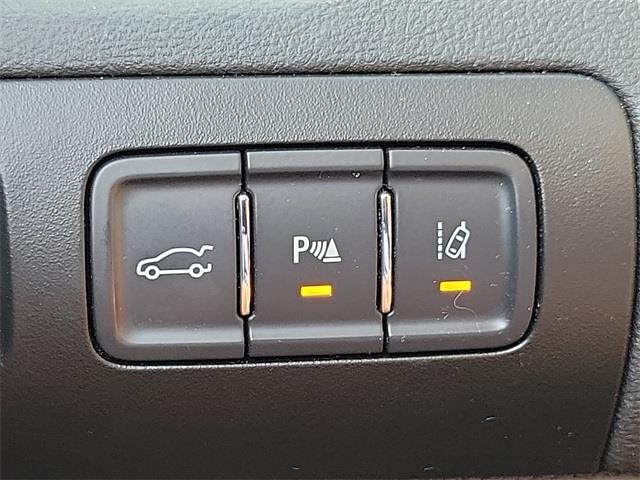 2014 Chevrolet Impala LT, available for sale in Stratford, Connecticut | Wiz Leasing Inc. Stratford, Connecticut 2014 Chevrolet Impala LT, available for sale in Stratford, Connecticut | Wiz Leasing Inc. Stratford, Connecticut