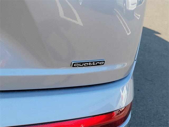 2018 Audi Q7 2.0T Premium, available for sale in Stratford, Connecticut | Wiz Leasing Inc. Stratford, Connecticut 2018 Audi Q7 2.0T Premium, available for sale in Stratford, Connecticut | Wiz Leasing Inc. Stratford, Connecticut