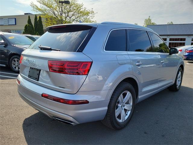 2018 Audi Q7 2.0T Premium, available for sale in Stratford, Connecticut | Wiz Leasing Inc. Stratford, Connecticut 2018 Audi Q7 2.0T Premium, available for sale in Stratford, Connecticut | Wiz Leasing Inc. Stratford, Connecticut
