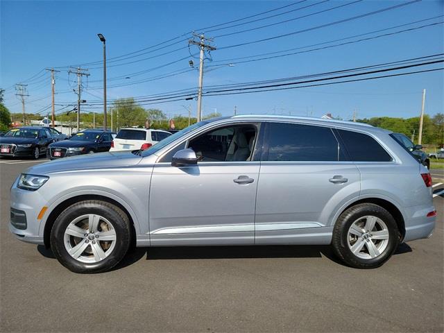2018 Audi Q7 2.0T Premium, available for sale in Stratford, Connecticut | Wiz Leasing Inc. Stratford, Connecticut 2018 Audi Q7 2.0T Premium, available for sale in Stratford, Connecticut | Wiz Leasing Inc. Stratford, Connecticut