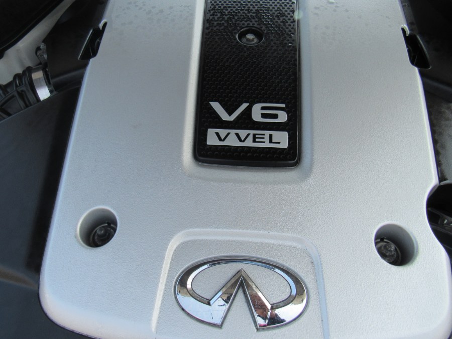 2015 INFINITI Q40 Base, available for sale in Worcester, Massachusetts | Hilario's Auto Sales Inc.. Worcester, Massachusetts 2015 INFINITI Q40 Base, available for sale in Worcester, Massachusetts | Hilario's Auto Sales Inc.. Worcester, Massachusetts