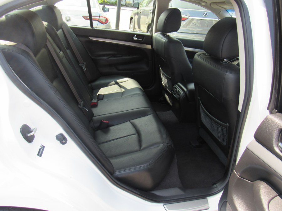 2015 INFINITI Q40 Base, available for sale in Worcester, Massachusetts | Hilario's Auto Sales Inc.. Worcester, Massachusetts 2015 INFINITI Q40 Base, available for sale in Worcester, Massachusetts | Hilario's Auto Sales Inc.. Worcester, Massachusetts