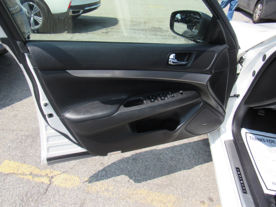 2015 INFINITI Q40 Base, available for sale in Worcester, Massachusetts | Hilario's Auto Sales Inc.. Worcester, Massachusetts 2015 INFINITI Q40 Base, available for sale in Worcester, Massachusetts | Hilario's Auto Sales Inc.. Worcester, Massachusetts