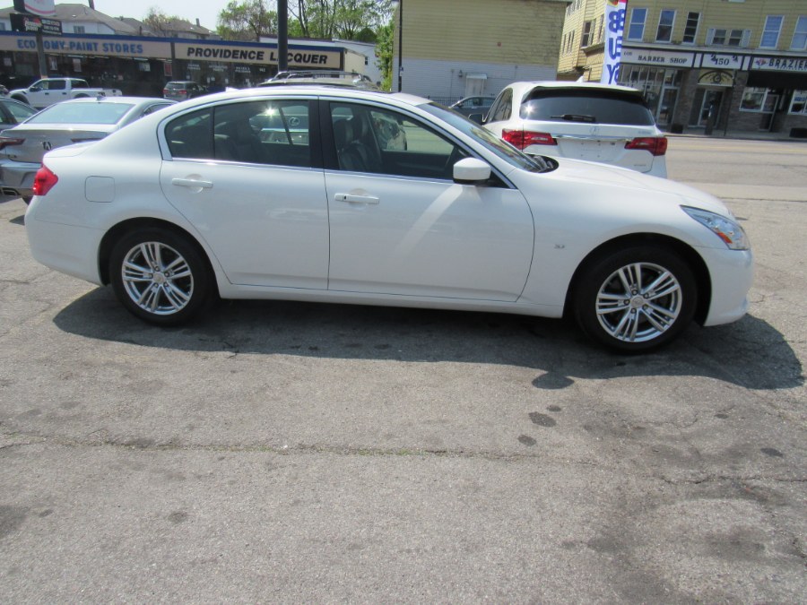 2015 INFINITI Q40 Base, available for sale in Worcester, Massachusetts | Hilario's Auto Sales Inc.. Worcester, Massachusetts 2015 INFINITI Q40 Base, available for sale in Worcester, Massachusetts | Hilario's Auto Sales Inc.. Worcester, Massachusetts