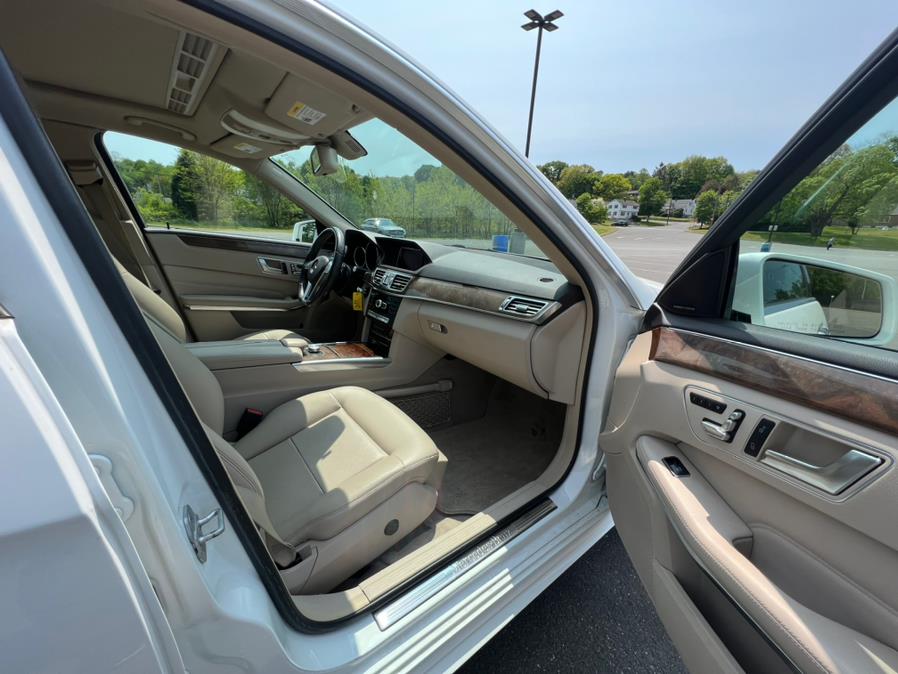 2014 Mercedes-Benz E-Class 4dr Sdn E 350 Luxury 4MATIC, available for sale in Waterbury, Connecticut | Platinum Auto Care. Waterbury, Connecticut 2014 Mercedes-Benz E-Class 4dr Sdn E 350 Luxury 4MATIC, available for sale in Waterbury, Connecticut | Platinum Auto Care. Waterbury, Connecticut