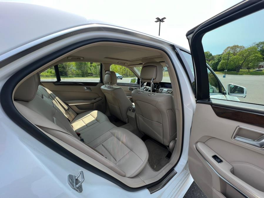 2014 Mercedes-Benz E-Class 4dr Sdn E 350 Luxury 4MATIC, available for sale in Waterbury, Connecticut | Platinum Auto Care. Waterbury, Connecticut 2014 Mercedes-Benz E-Class 4dr Sdn E 350 Luxury 4MATIC, available for sale in Waterbury, Connecticut | Platinum Auto Care. Waterbury, Connecticut