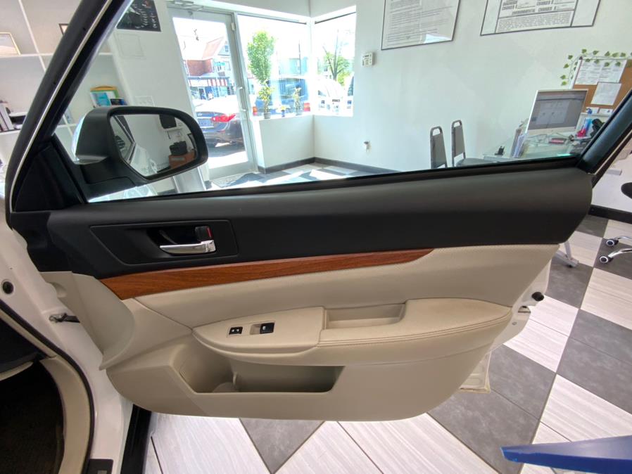 2013 Subaru Outback 4dr Wgn H4 Auto 2.5i Limited, available for sale in Hartford, Connecticut | Franklin Motors Auto Sales LLC. Hartford, Connecticut 2013 Subaru Outback 4dr Wgn H4 Auto 2.5i Limited, available for sale in Hartford, Connecticut | Franklin Motors Auto Sales LLC. Hartford, Connecticut