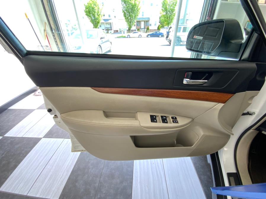 2013 Subaru Outback 4dr Wgn H4 Auto 2.5i Limited, available for sale in Hartford, Connecticut | Franklin Motors Auto Sales LLC. Hartford, Connecticut 2013 Subaru Outback 4dr Wgn H4 Auto 2.5i Limited, available for sale in Hartford, Connecticut | Franklin Motors Auto Sales LLC. Hartford, Connecticut