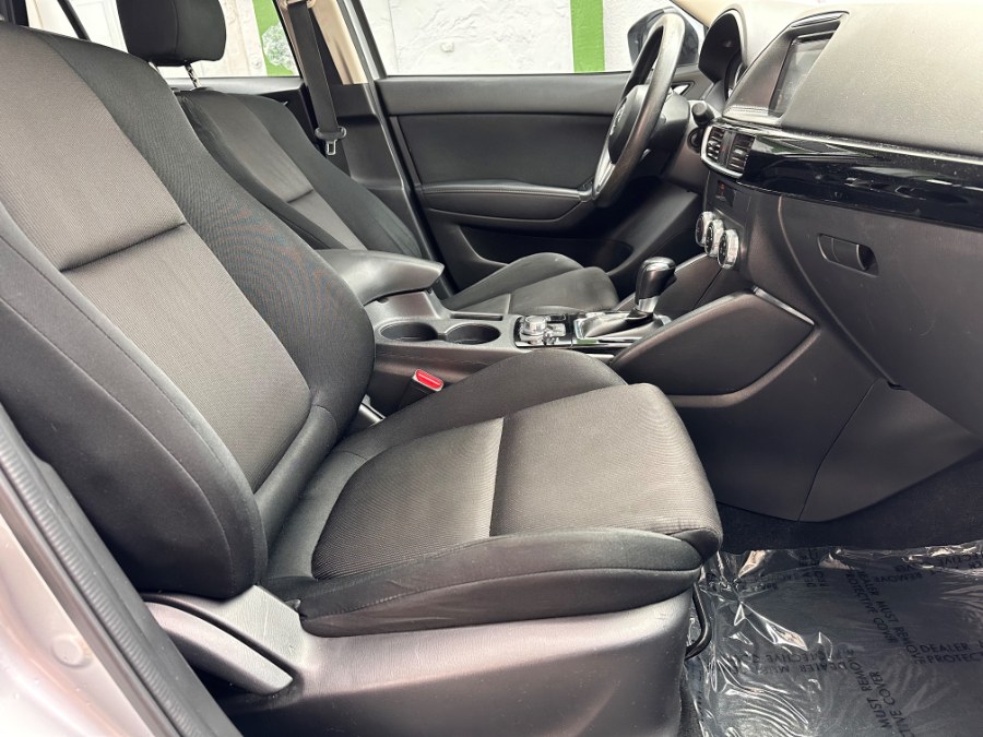 2016 Mazda CX-5 2016.5 FWD 4dr Auto Sport, available for sale in Corona, California | Green Light Auto. Corona, California 2016 Mazda CX-5 2016.5 FWD 4dr Auto Sport, available for sale in Corona, California | Green Light Auto. Corona, California