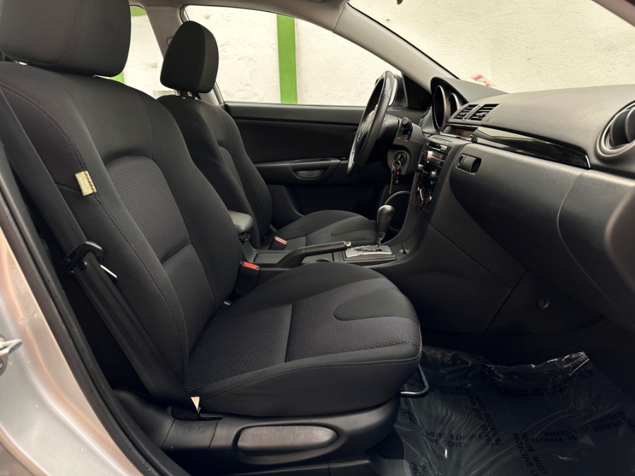 2008 Mazda Mazda3 5dr HB Auto s Sport, available for sale in Corona, California | Green Light Auto. Corona, California 2008 Mazda Mazda3 5dr HB Auto s Sport, available for sale in Corona, California | Green Light Auto. Corona, California