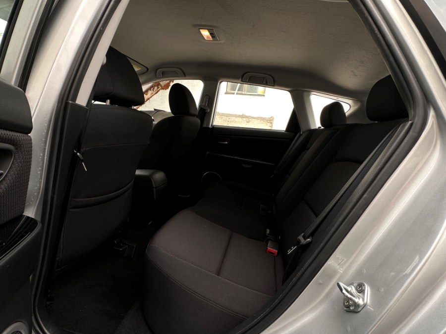 2008 Mazda Mazda3 5dr HB Auto s Sport, available for sale in Corona, California | Green Light Auto. Corona, California 2008 Mazda Mazda3 5dr HB Auto s Sport, available for sale in Corona, California | Green Light Auto. Corona, California