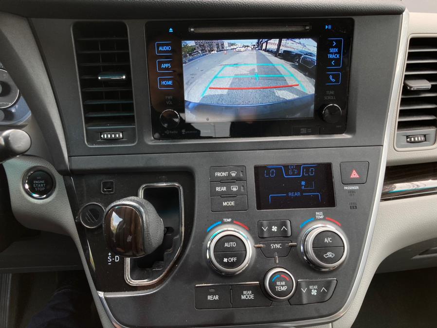 2017 Toyota Sienna XLE AWD 7-Passenger (Natl), available for sale in Brooklyn, New York | Carsbuck Inc.. Brooklyn, New York 2017 Toyota Sienna XLE AWD 7-Passenger (Natl), available for sale in Brooklyn, New York | Carsbuck Inc.. Brooklyn, New York