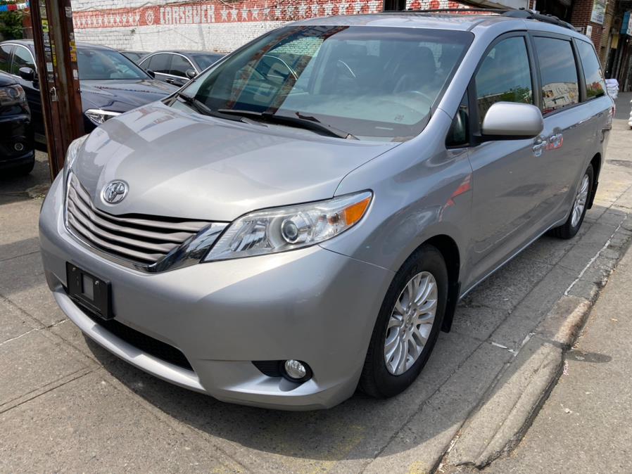 2015 Toyota Sienna 5dr 8-Pass Van XLE Premium FWD (Natl), available for sale in Brooklyn, New York | Carsbuck Inc.. Brooklyn, New York 2015 Toyota Sienna 5dr 8-Pass Van XLE Premium FWD (Natl), available for sale in Brooklyn, New York | Carsbuck Inc.. Brooklyn, New York