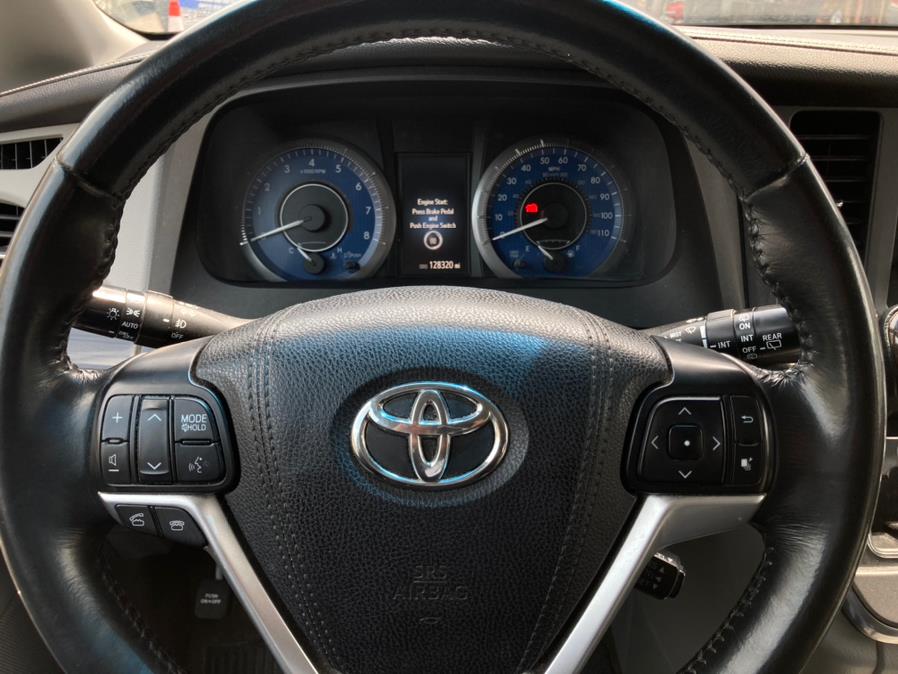 2015 Toyota Sienna 5dr 8-Pass Van XLE Premium FWD (Natl), available for sale in Brooklyn, New York | Carsbuck Inc.. Brooklyn, New York 2015 Toyota Sienna 5dr 8-Pass Van XLE Premium FWD (Natl), available for sale in Brooklyn, New York | Carsbuck Inc.. Brooklyn, New York