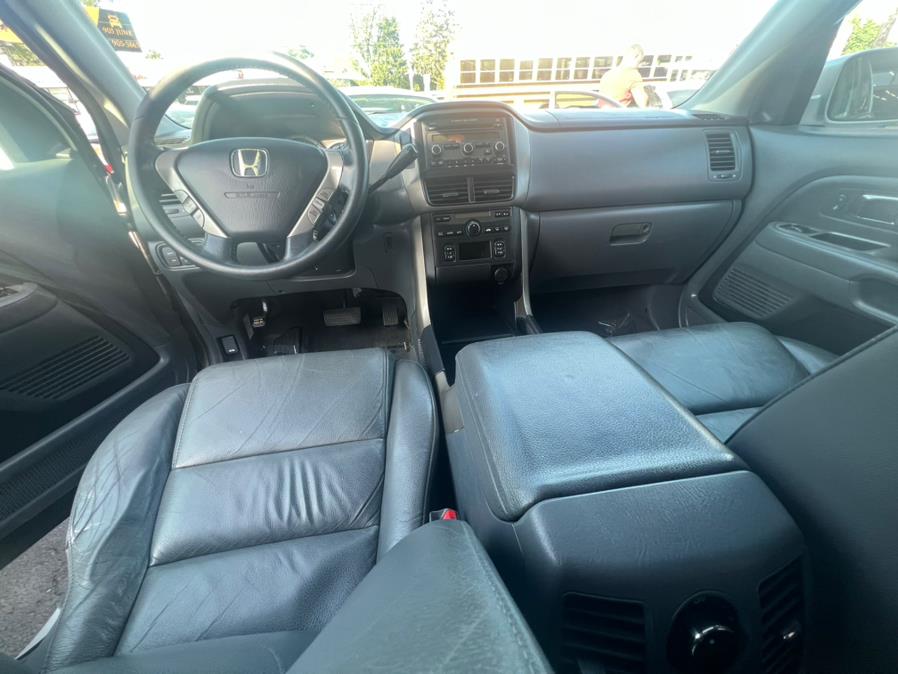 2007 Honda Pilot 4WD 4dr EX-L, available for sale in Lodi, New Jersey | Route 46 Auto Sales Inc. Lodi, New Jersey 2007 Honda Pilot 4WD 4dr EX-L, available for sale in Lodi, New Jersey | Route 46 Auto Sales Inc. Lodi, New Jersey