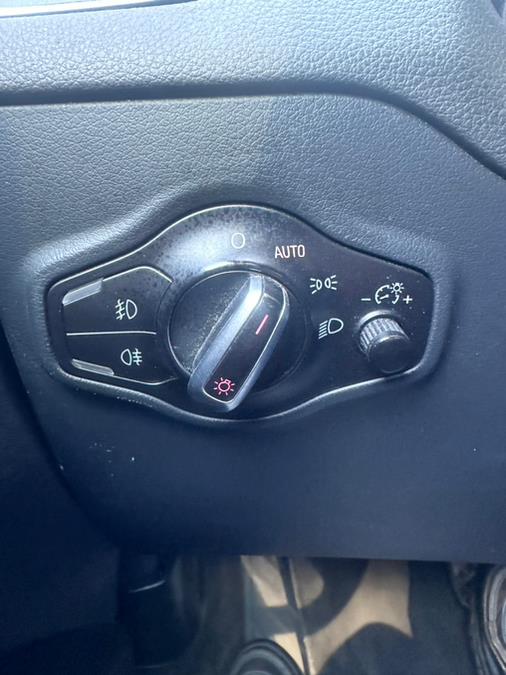 2011 Audi Q5 quattro 4dr 3.2L Premium Plus, available for sale in Revere, Massachusetts | Wonderland Auto. Revere, Massachusetts 2011 Audi Q5 quattro 4dr 3.2L Premium Plus, available for sale in Revere, Massachusetts | Wonderland Auto. Revere, Massachusetts