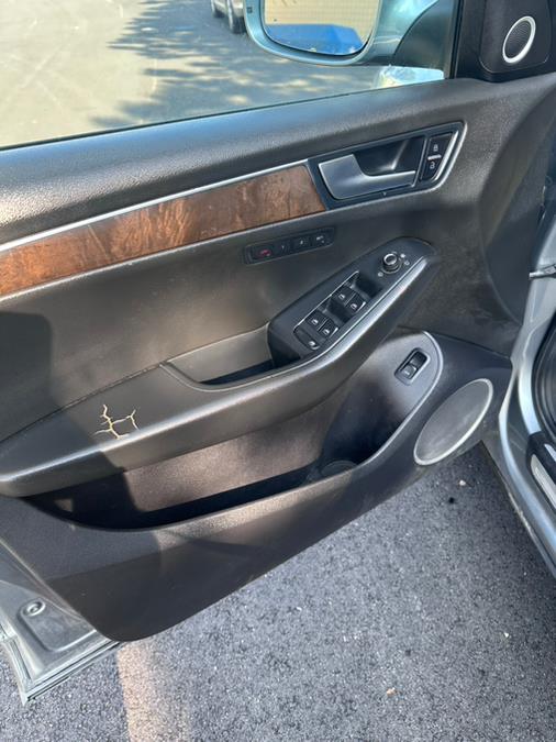 2011 Audi Q5 quattro 4dr 3.2L Premium Plus, available for sale in Revere, Massachusetts | Wonderland Auto. Revere, Massachusetts 2011 Audi Q5 quattro 4dr 3.2L Premium Plus, available for sale in Revere, Massachusetts | Wonderland Auto. Revere, Massachusetts
