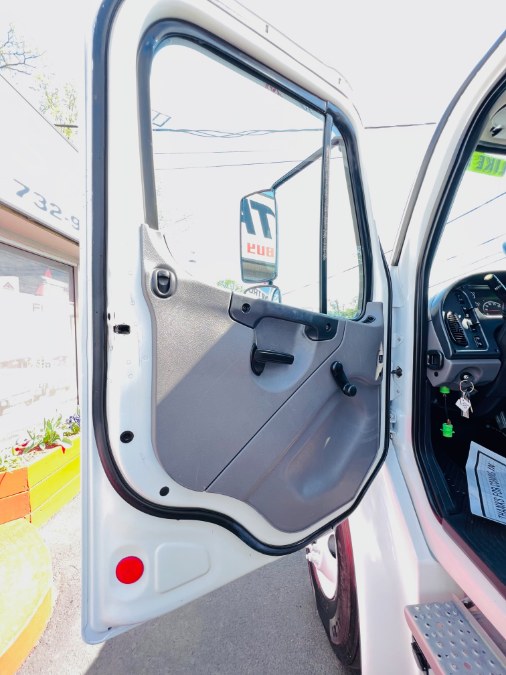 2022 Freightliner M2 26 FEET DRY BOX + CUMMINS + LIFT GATE + NO CDL, available for sale in South Amboy, New Jersey | NJ Truck Spot. South Amboy, New Jersey 2022 Freightliner M2 26 FEET DRY BOX + CUMMINS + LIFT GATE + NO CDL, available for sale in South Amboy, New Jersey | NJ Truck Spot. South Amboy, New Jersey