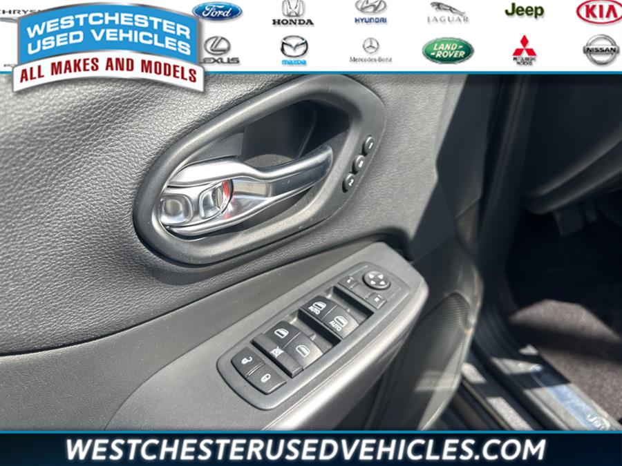 2019 Jeep Cherokee Limited, available for sale in White Plains, New York | Westchester Used Vehicles. White Plains, New York 2019 Jeep Cherokee Limited, available for sale in White Plains, New York | Westchester Used Vehicles. White Plains, New York