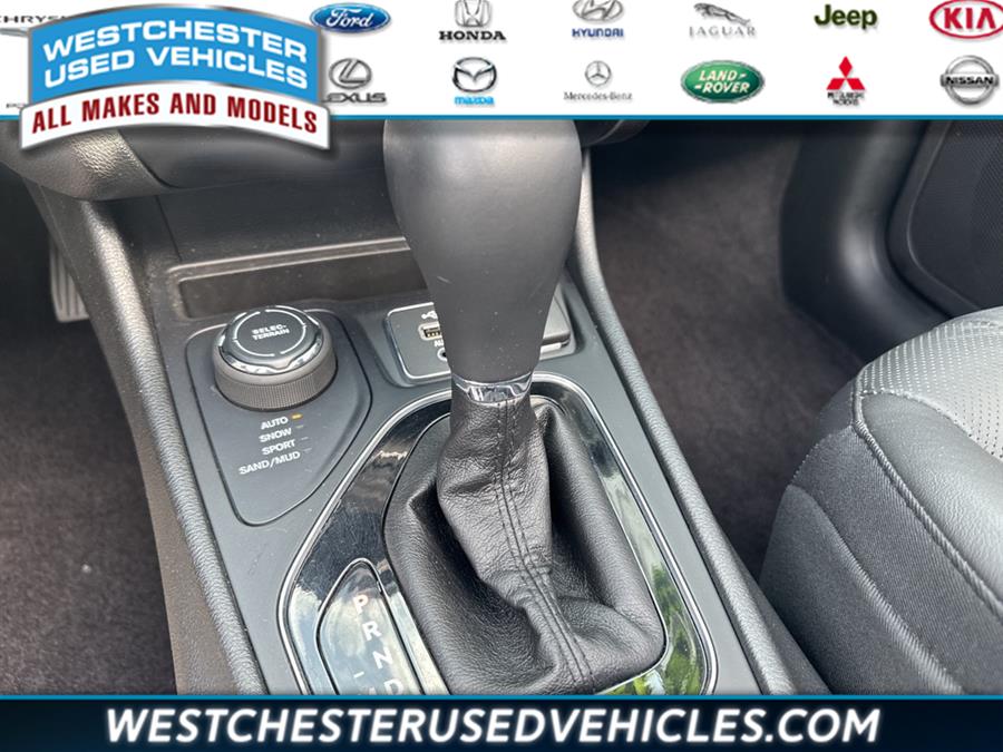 2019 Jeep Cherokee Limited, available for sale in White Plains, New York | Westchester Used Vehicles. White Plains, New York 2019 Jeep Cherokee Limited, available for sale in White Plains, New York | Westchester Used Vehicles. White Plains, New York