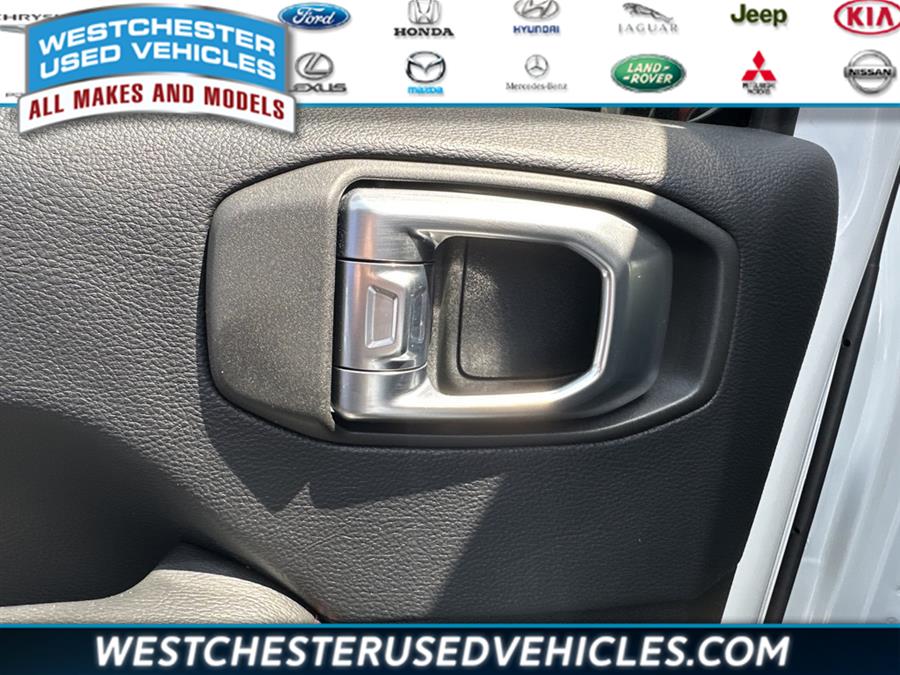2019 Jeep Wrangler Unlimited Rubicon, available for sale in White Plains, New York | Westchester Used Vehicles. White Plains, New York 2019 Jeep Wrangler Unlimited Rubicon, available for sale in White Plains, New York | Westchester Used Vehicles. White Plains, New York