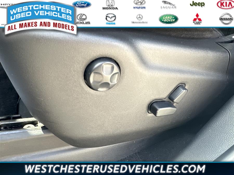 2020 Jeep Grand Cherokee Limited, available for sale in White Plains, New York | Westchester Used Vehicles. White Plains, New York 2020 Jeep Grand Cherokee Limited, available for sale in White Plains, New York | Westchester Used Vehicles. White Plains, New York